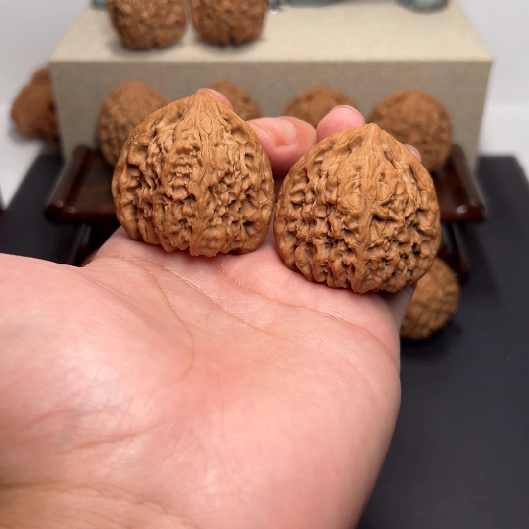 把件文玩核桃全品42涿鹿一代南疆石（三角）