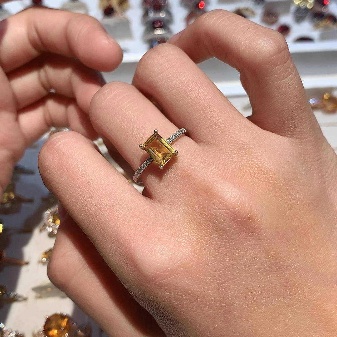 戒指黄晶银S925镶嵌