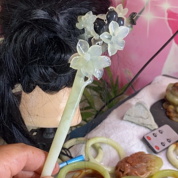幸****合金蛇纹石玉发饰