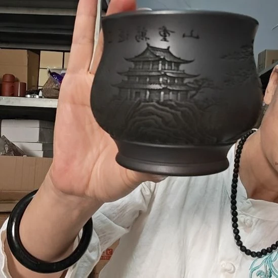 泗水砭石文化馆罗汉杯手工刻绘