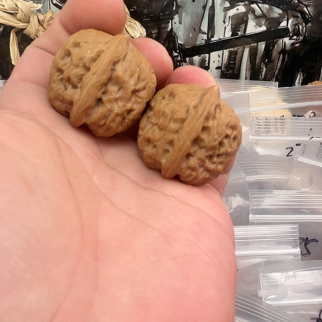 把件文玩核桃舍利子手捻33尺