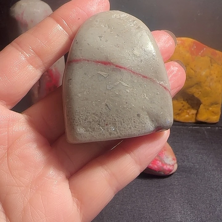 昌化石昌化鸡血石原石