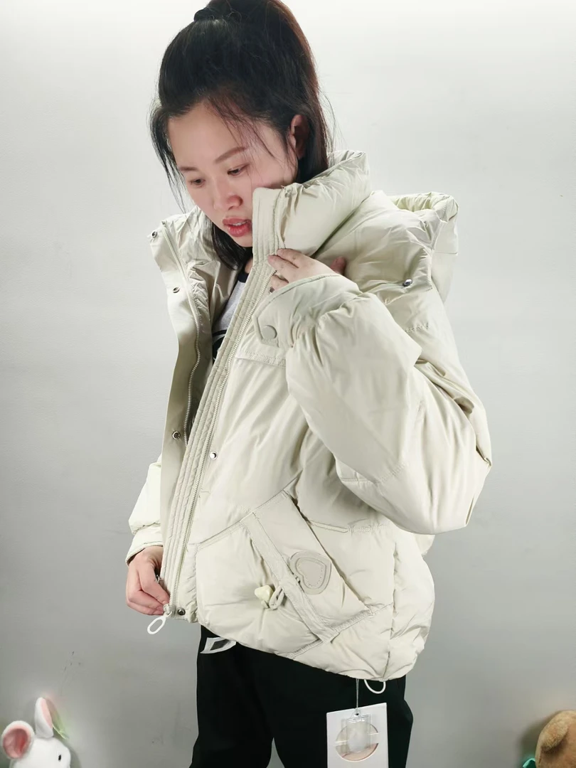 W8  爱心口袋棉服淡绿M