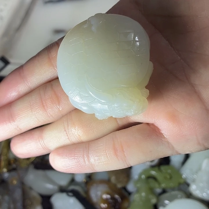 ****刀和田玉未镶嵌车挂