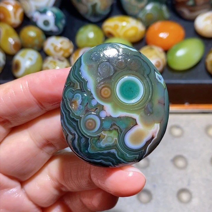 未镶嵌玛瑙/玉髓珠宝半成品132