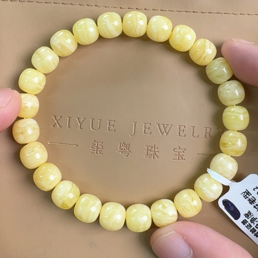 琥珀未镶嵌裸石1230000000
