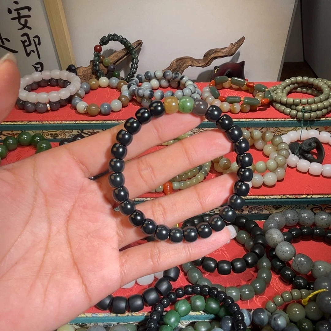 和田玉手链未镶嵌多*