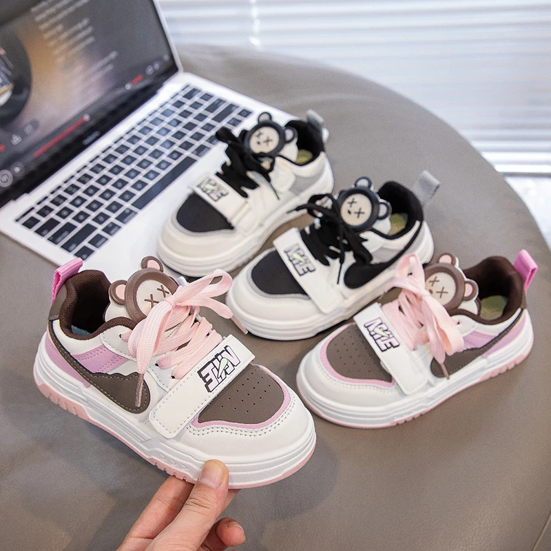 2024秋季新款百搭休闲板鞋男童跑步鞋女童校园中大童运动鞋潮