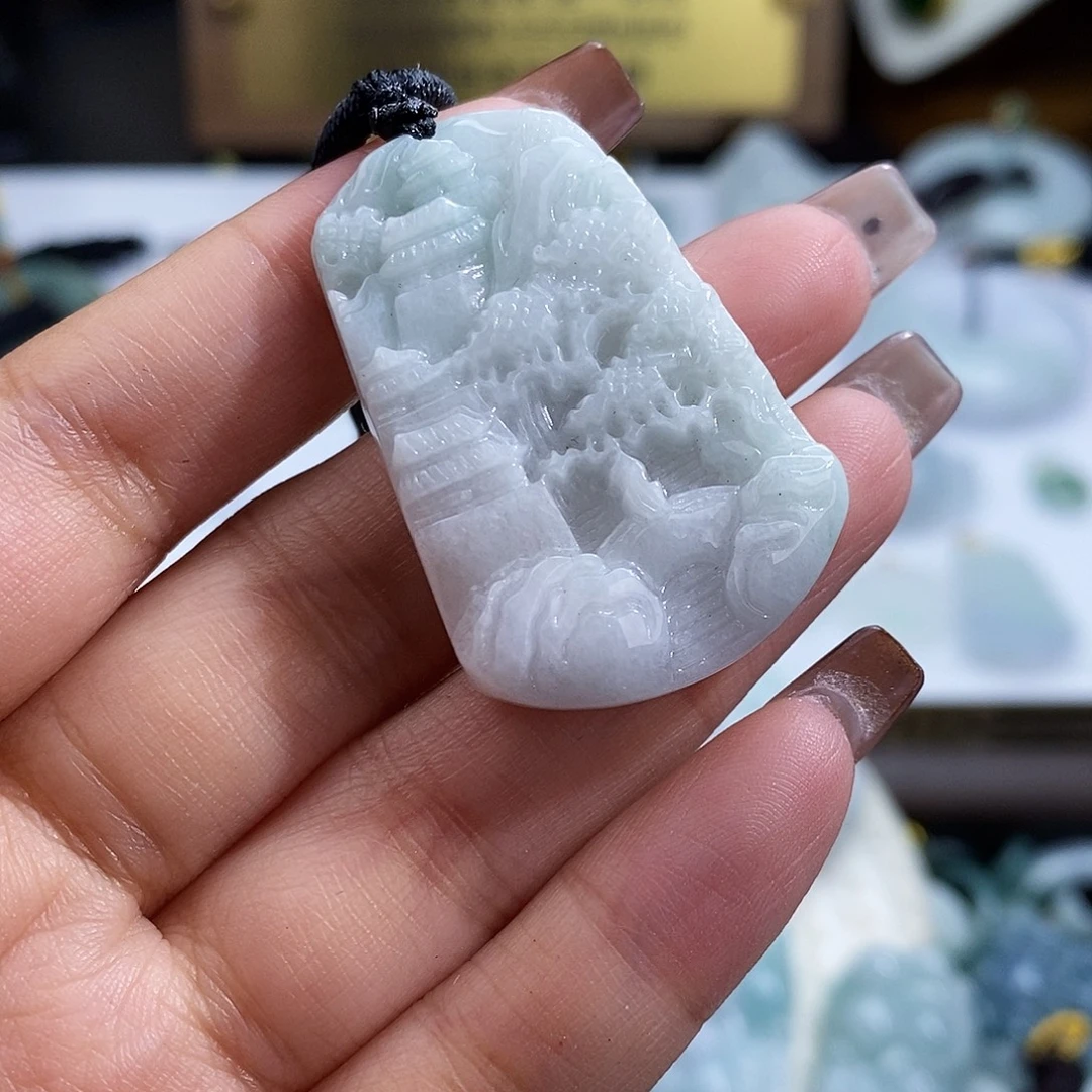 翡翠未镶嵌颈饰7543