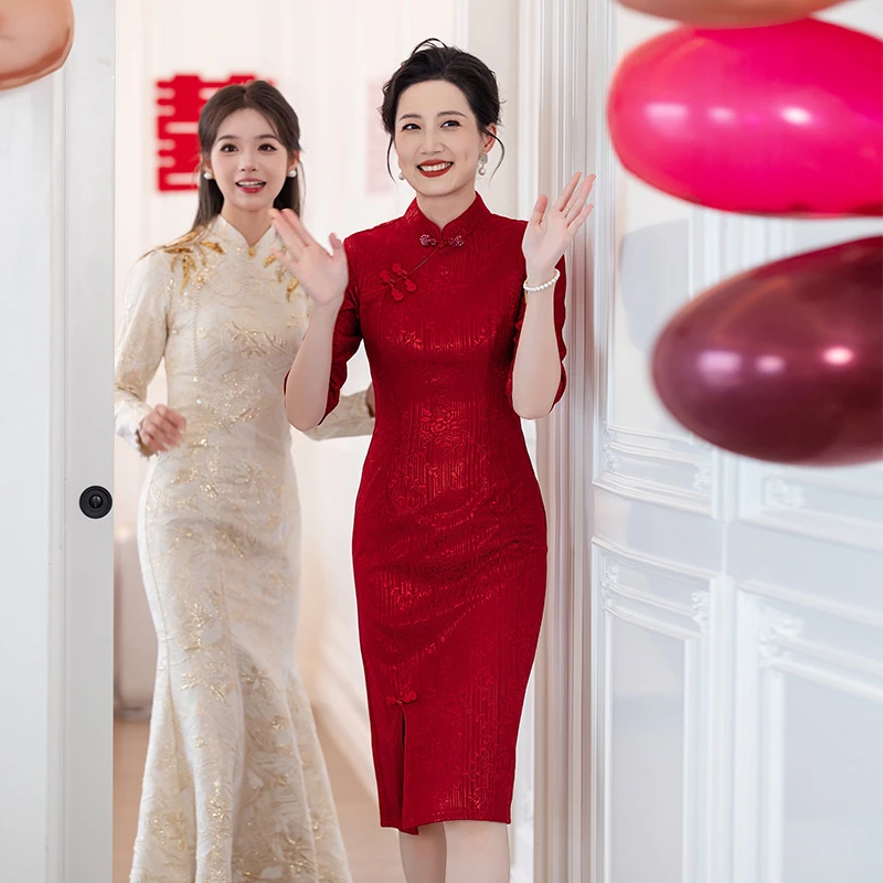 2025夏季新款妈妈婚宴礼服红色改良修身旗袍高端大气喜婆婆结婚装