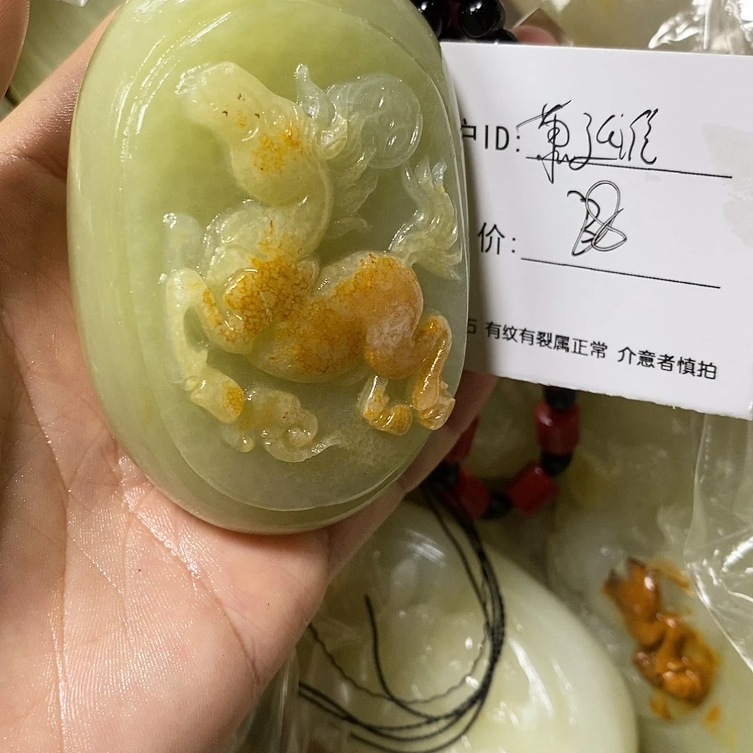 石材萧*淮古青石手把件