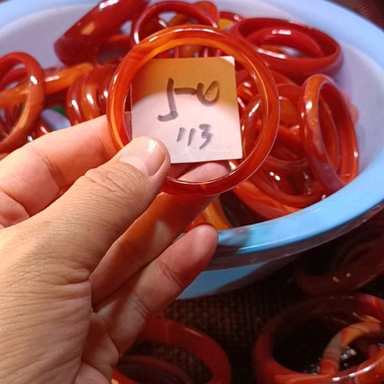 玛瑙/玉髓未镶嵌手镯