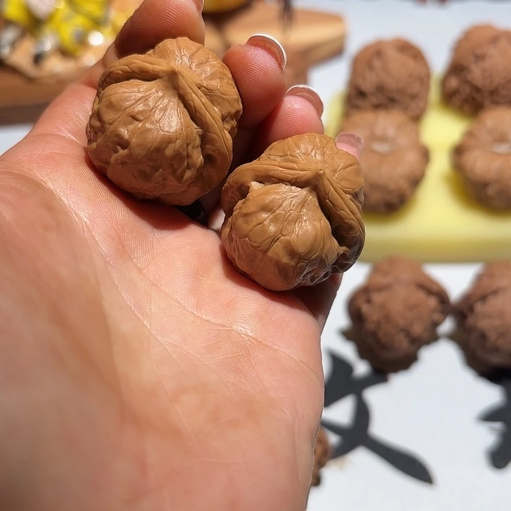 邪****大叶紫檀（黑酸枝木类）文玩核桃古蝉