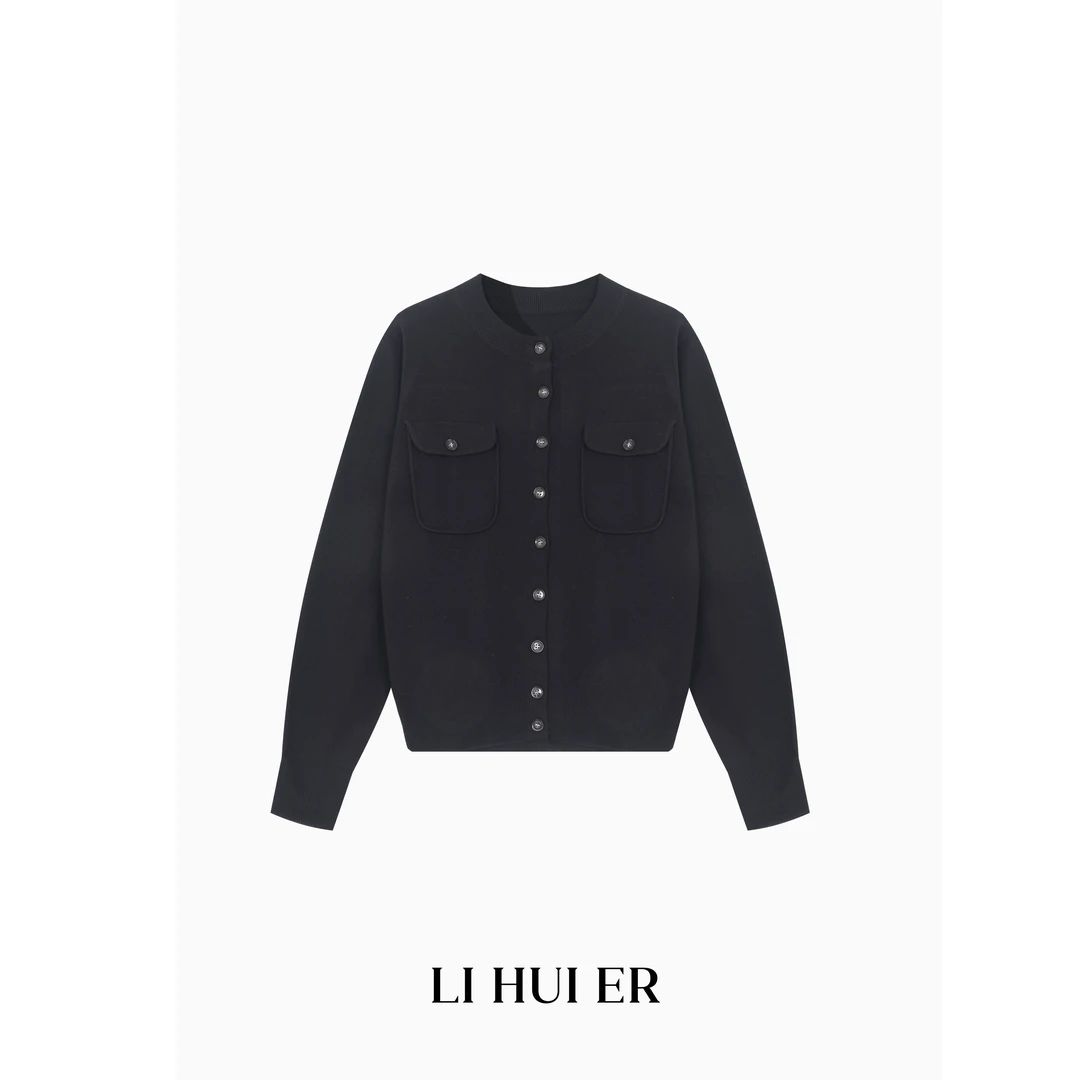 Li Hui Er【迷人索菲亚】2025春季潮流感时尚慵懒极简上衣7140