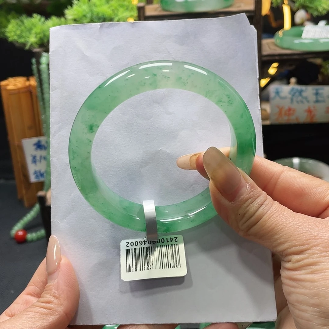 石英质玉手镯未镶嵌哥***淼淼