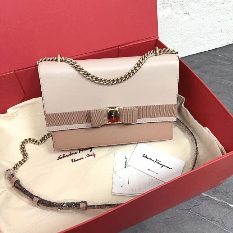 95新/菲拉格慕/C8874435885/包包