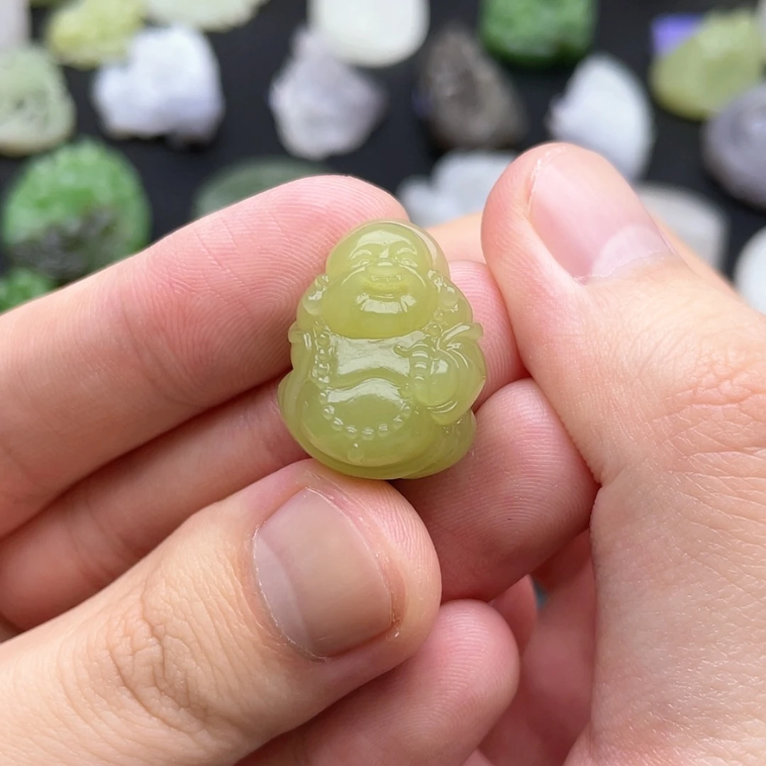 【闪购商品】颈饰未镶嵌和田玉