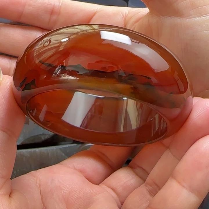 绿***海定制玛瑙手镯定制