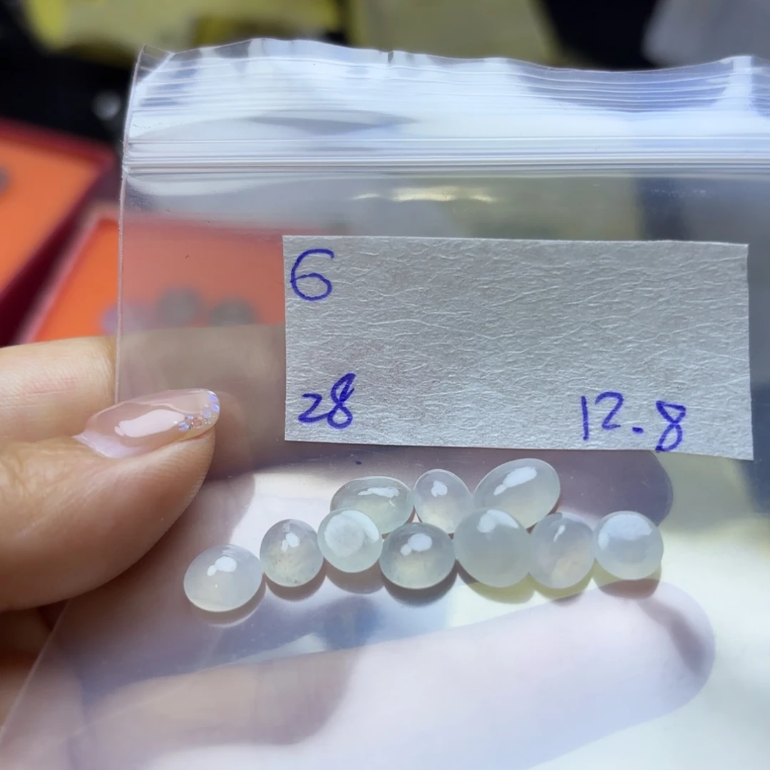 定制翡翠未镶嵌不退