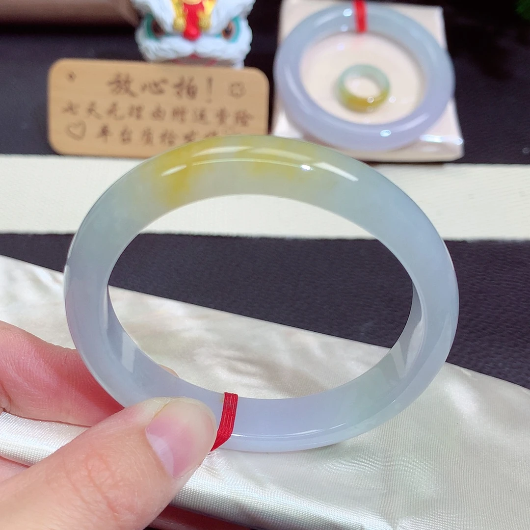 翡翠未镶嵌手镯1284