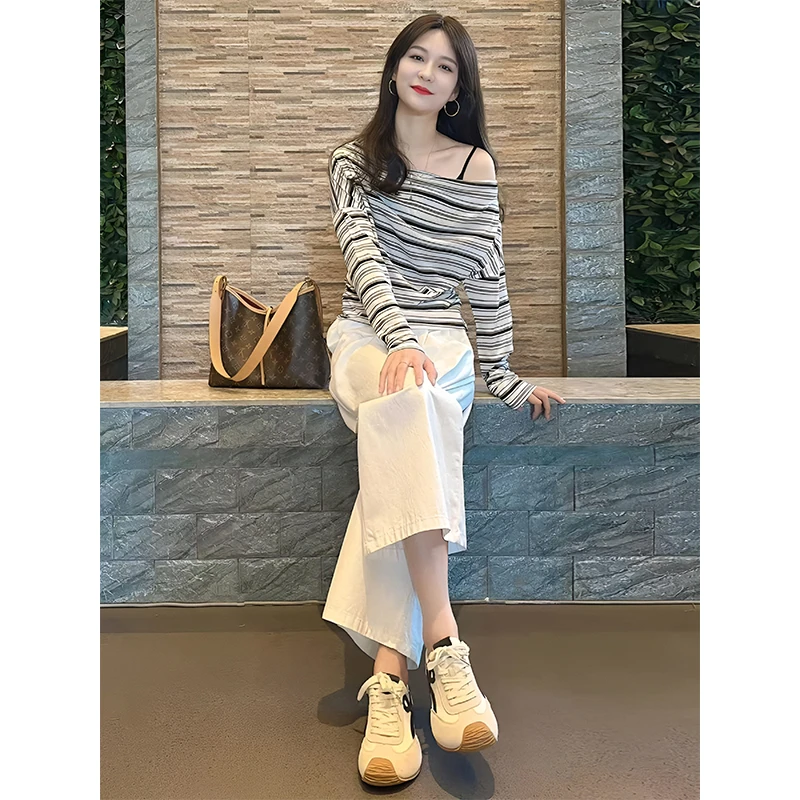 巨好看的早秋2025气质一整套ootd穿搭条纹露肩上衣阔腿裤两件套装