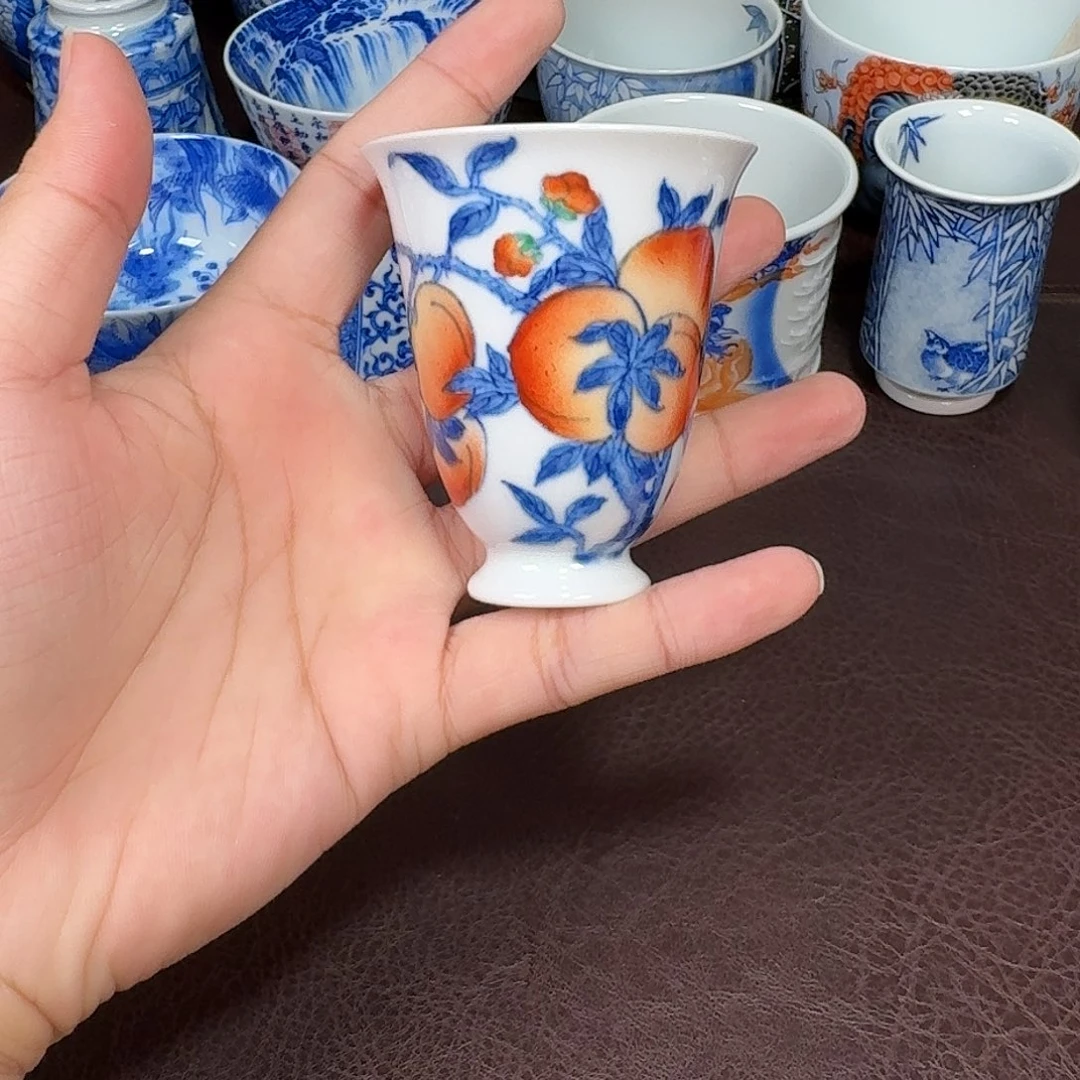 现代景德镇陶瓷杯