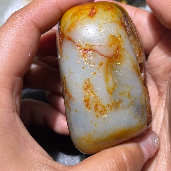 和田玉未镶嵌珠宝奇石