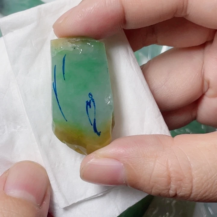 定制翡翠未镶嵌包工
