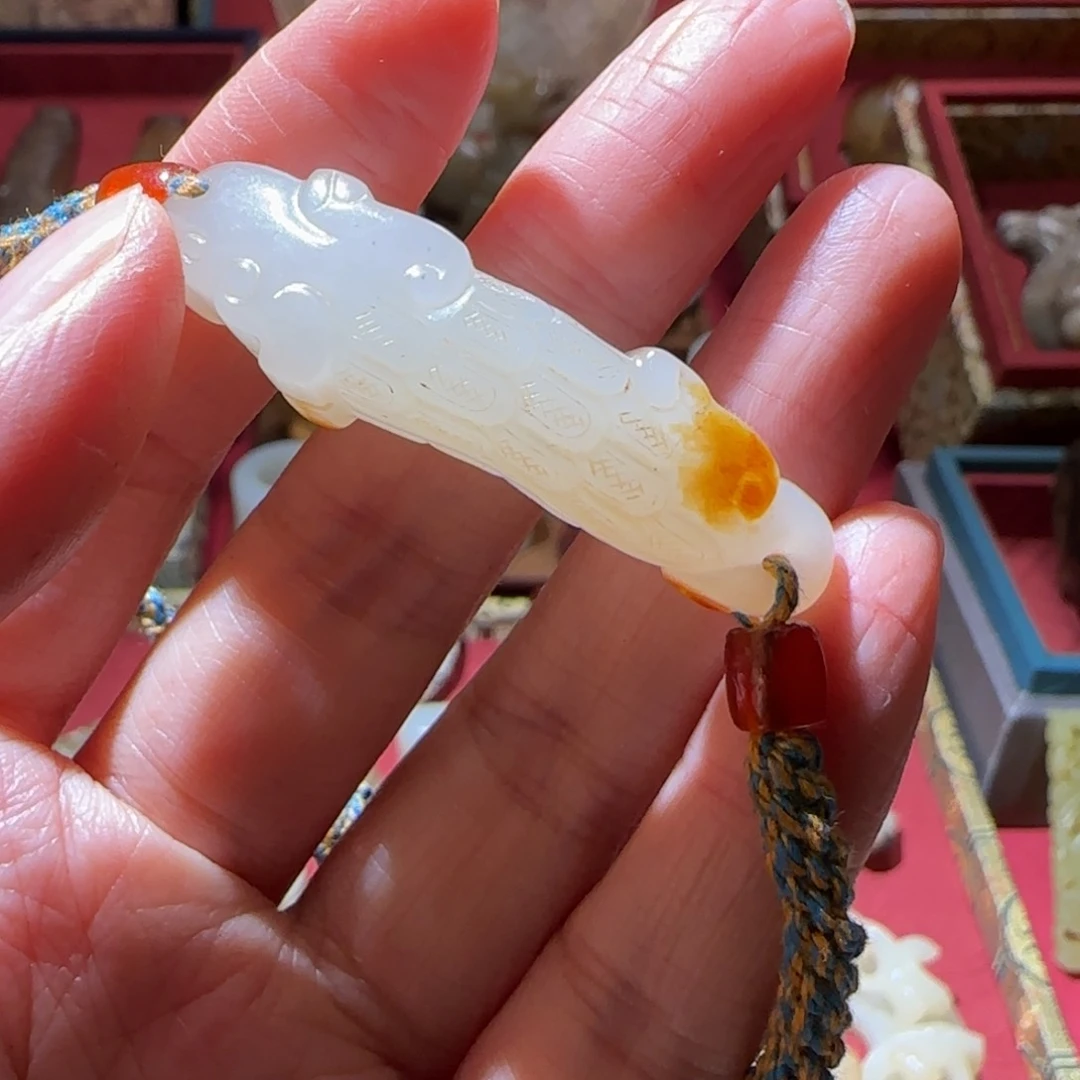 和田玉挂件未镶嵌鹿*