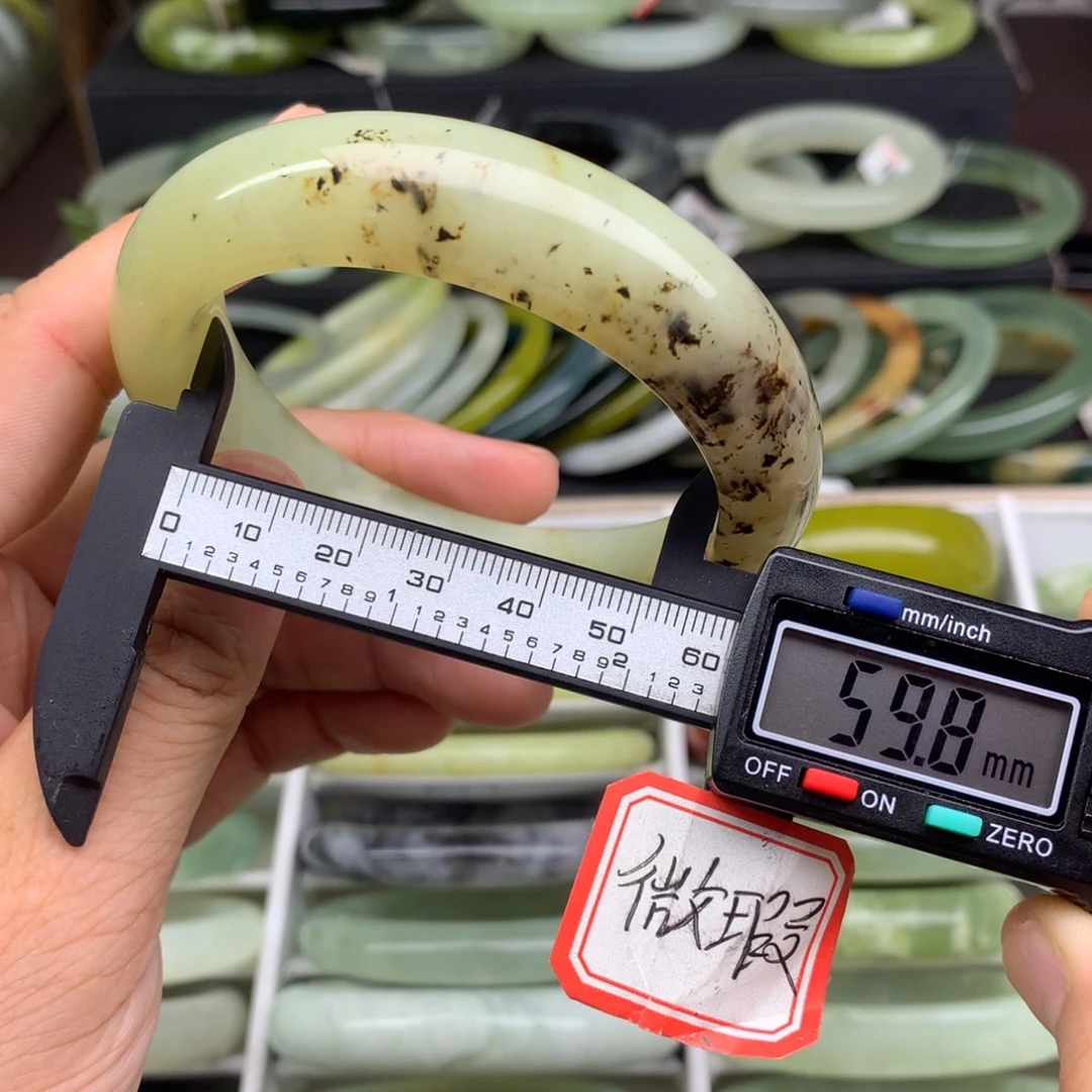 未镶嵌蛇纹石玉手镯718
