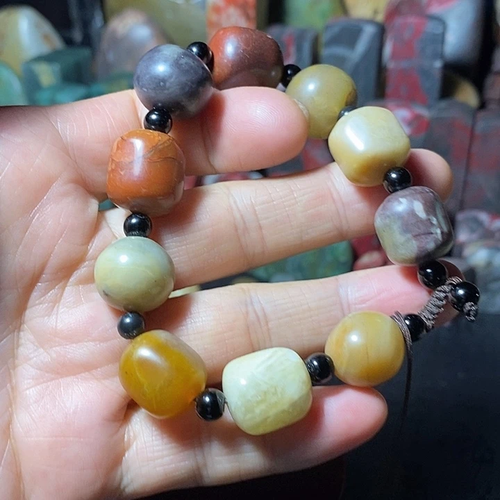 昌化鸡血石昌化石