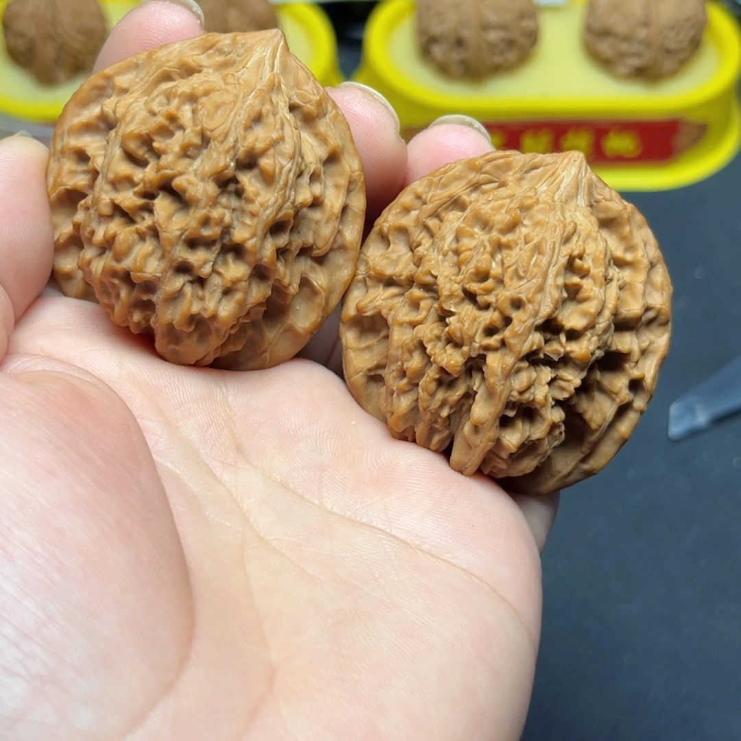 文玩核桃一物一拍满星微反油