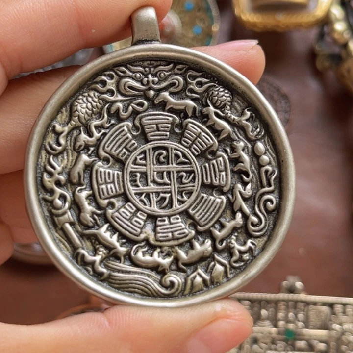 颈饰琉璃一**味喜欢的朋友