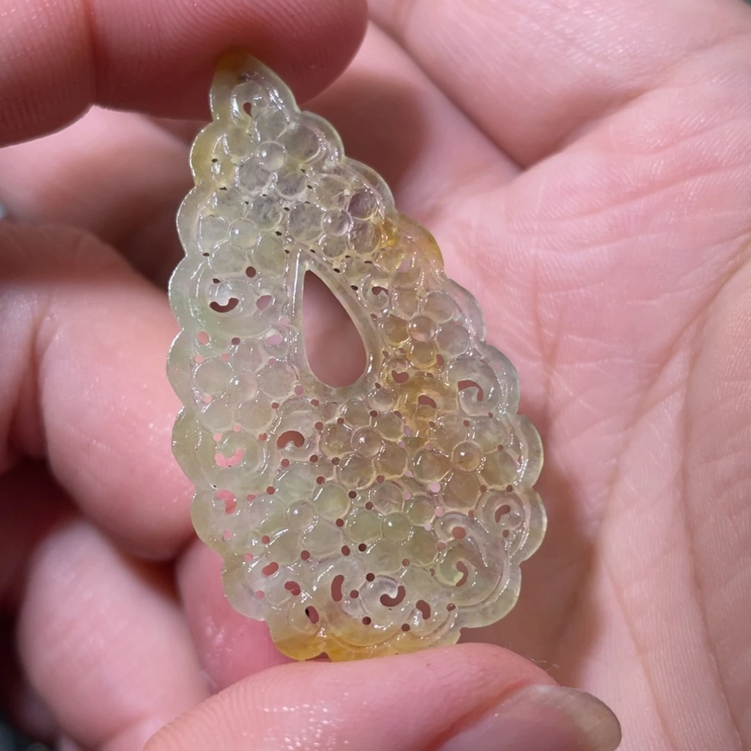 定制翡翠未镶嵌花片压襟