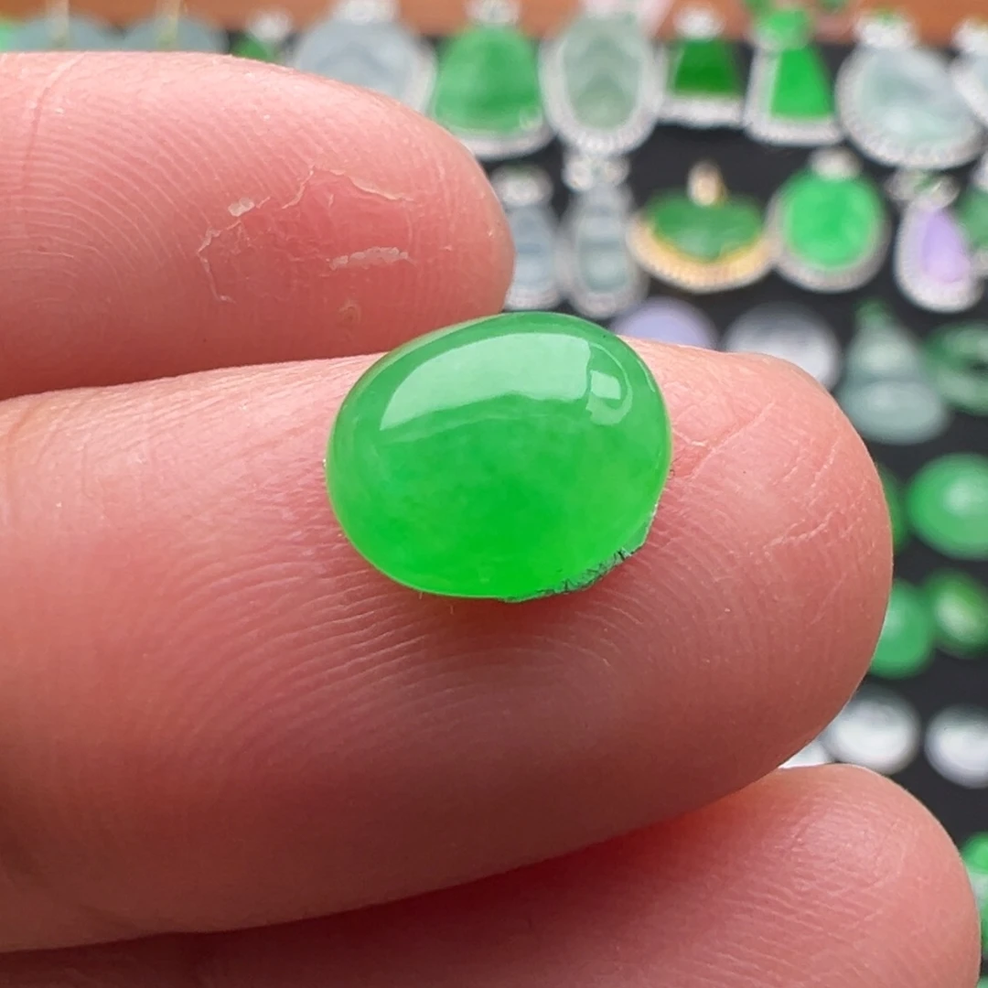 翡翠颈饰未镶嵌蛋8