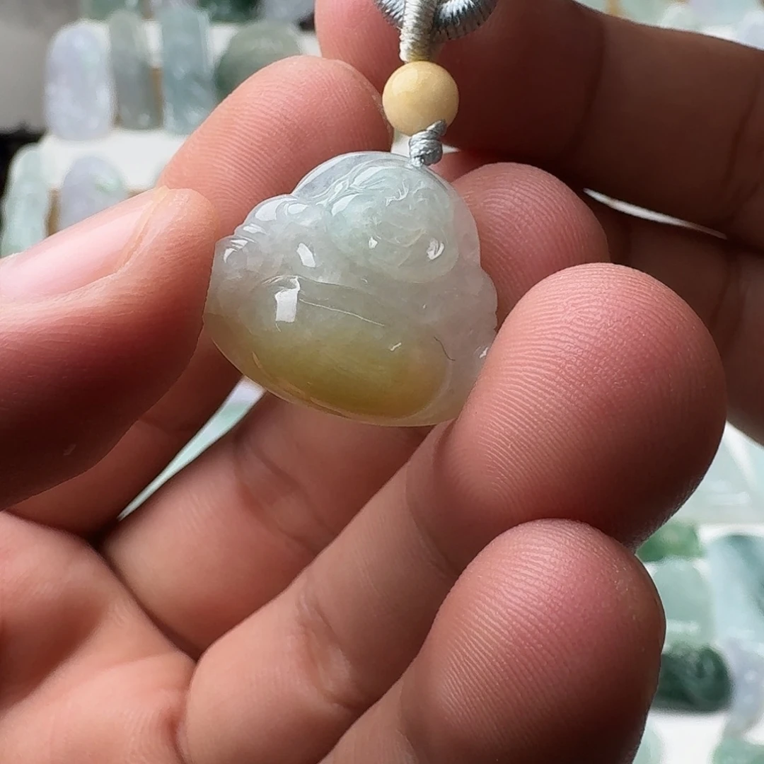 翡翠未镶嵌颈饰55