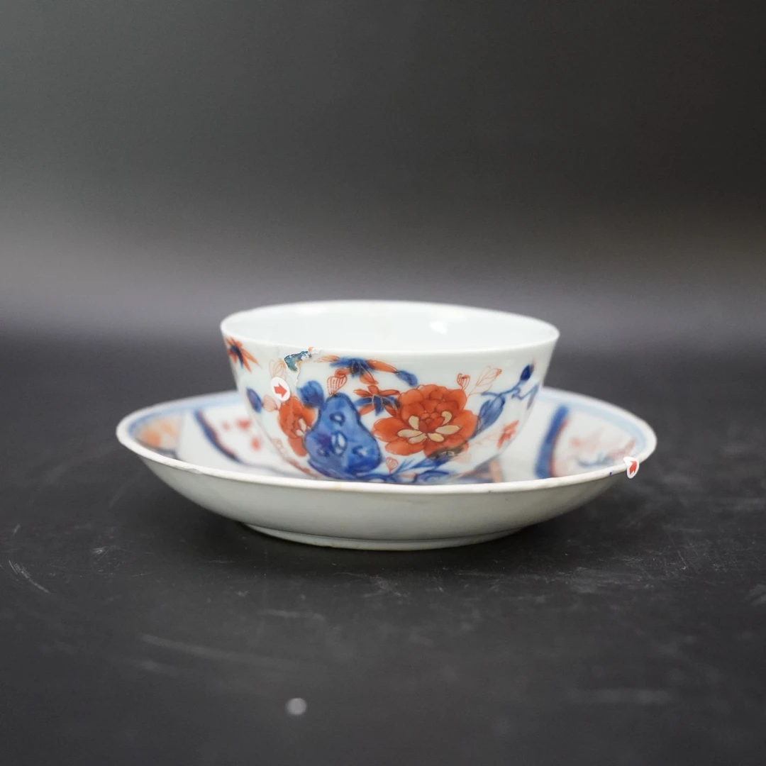 Lot.25090895清康熙青花矾红洞石花卉纹杯碟 碟直径：约13.7cm