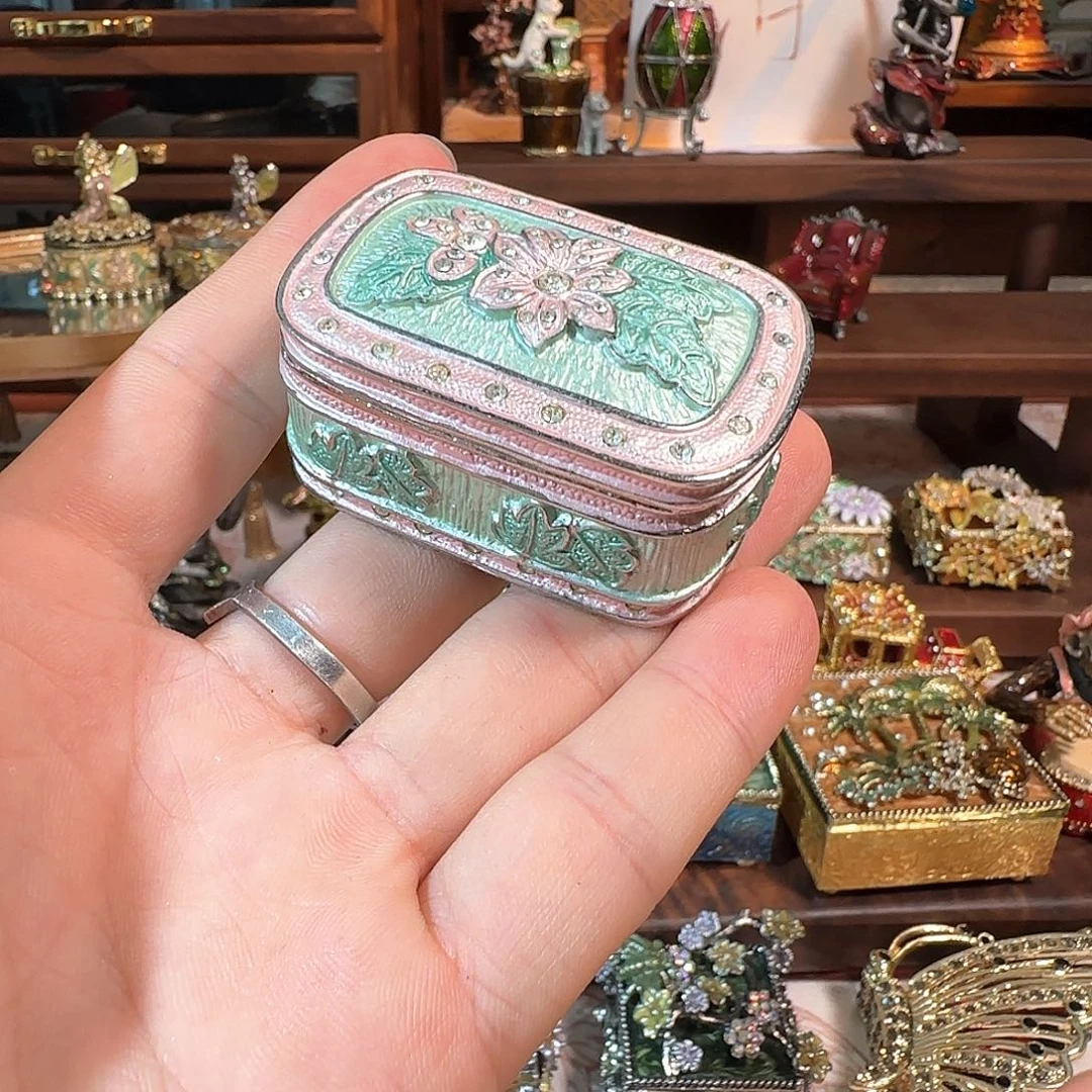 手工制品请勿吹毛求疵