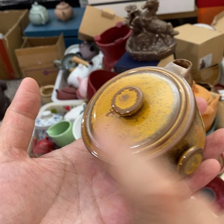 陶瓷艺术品及陶瓷壶