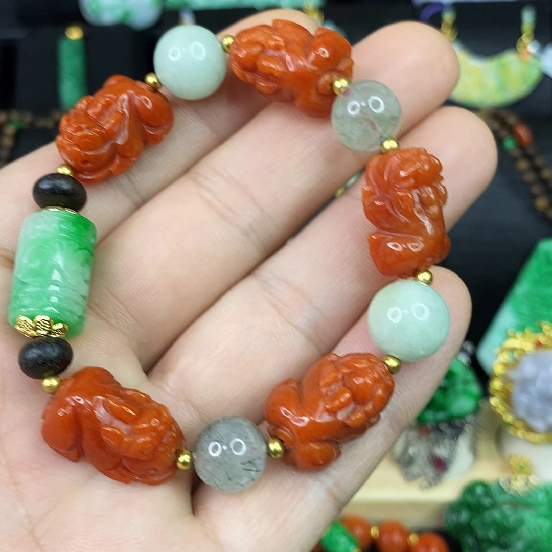 颈饰未镶嵌翡翠手链