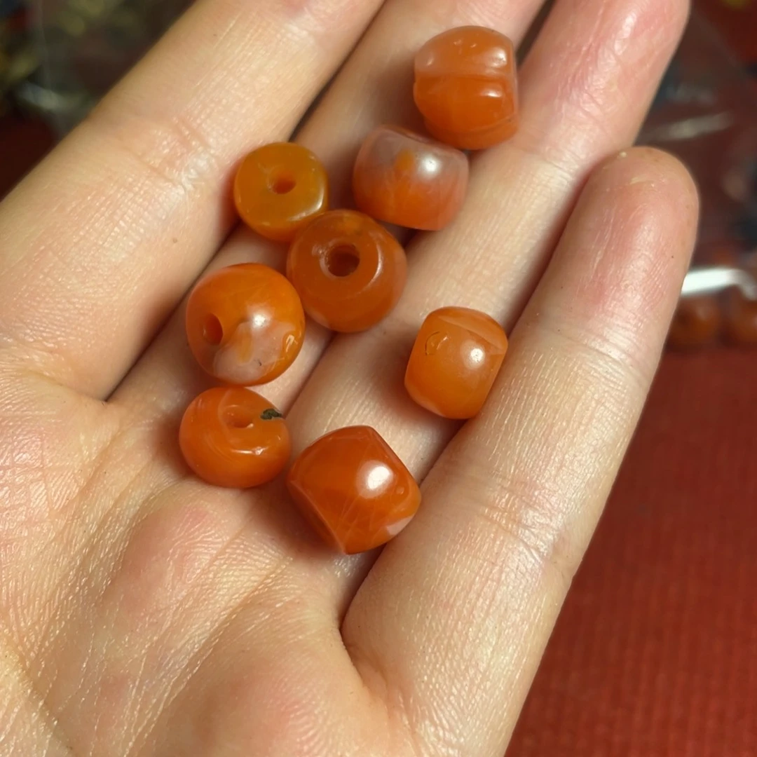 柏香籽/百香籽吊坠亲****恭