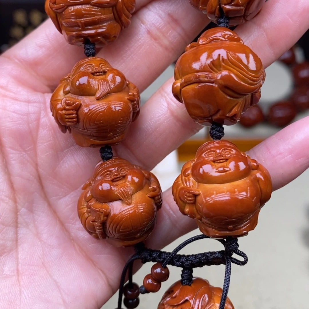 我***y橄榄核吊坠八宝财神