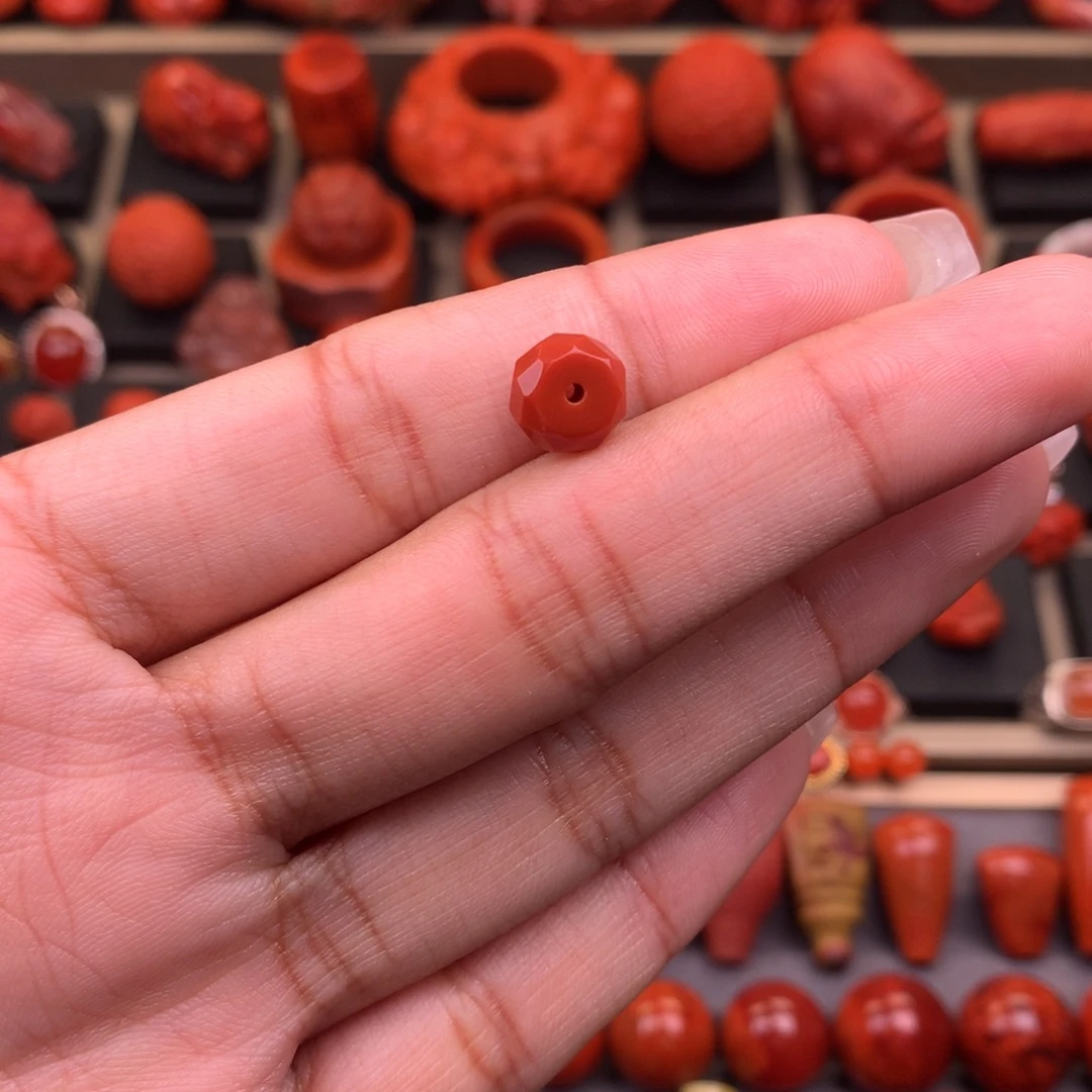 ****尧南红玛瑙未镶嵌无相隔片8+