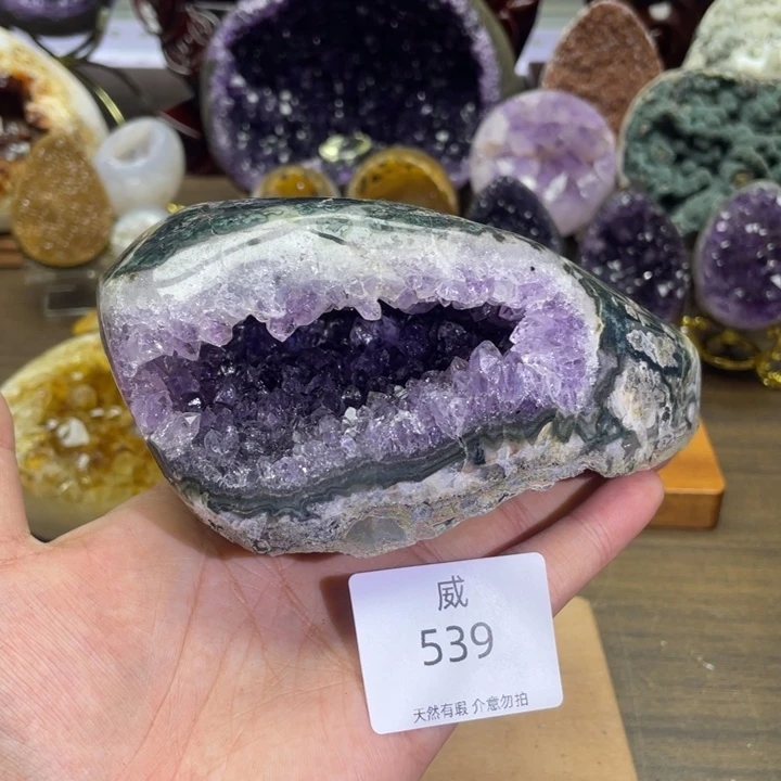 未镶嵌珠宝半成品水晶