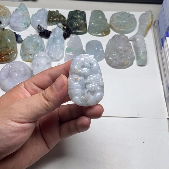 颈饰未镶嵌翡翠山水25