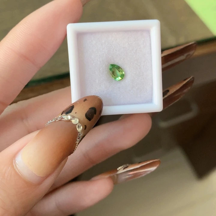 蓝宝石裸石未镶嵌天然鸭水绿蓝宝石