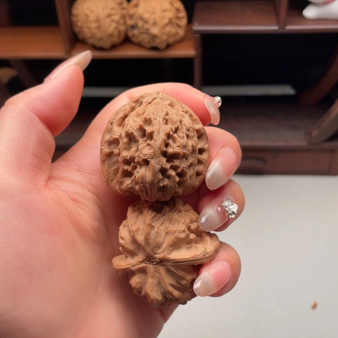 木（非红木类）白狮子37