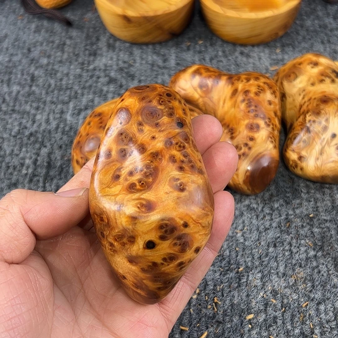 观***心崖柏太行崖柏黑金刚瘤花手把件