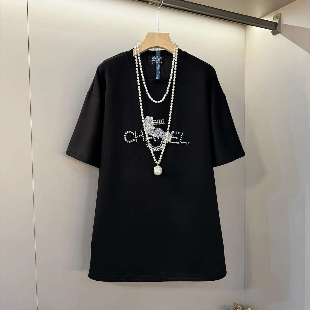 2025早春重工钉珠字母设计简约百搭微胖大码女装显瘦半袖（衣长81）