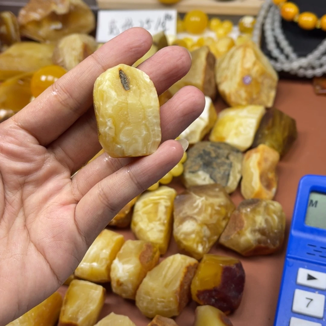 【闪购商品】定制琥珀未镶嵌
